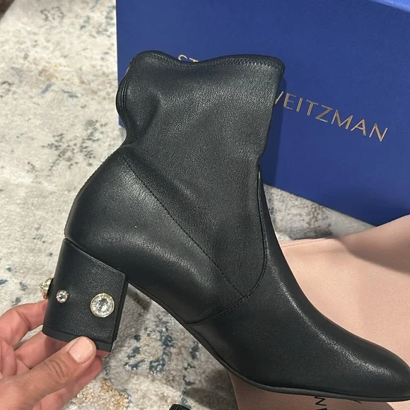 Stuart Weitzman Allshine 60 Leather Bootie in black size 7 NWT - Picture 8 of 13